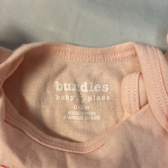 Bundles - 2 piece newborn baby outfit. Size 0-3 months - Picture 3 of 6